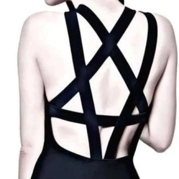 Killstar swimsuit - Picture 2 of 5